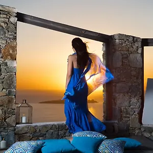 https://tharroe-of-mykonos.hotels-in-mykonosisland.net