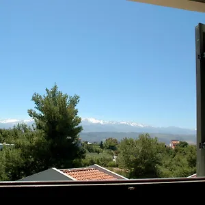 https://villa-pefki.rethymnohotels.net